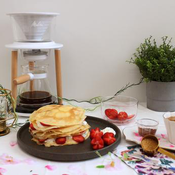 Hot Chocolate Coffee with Fruity Crepes recipe - Wabilogic